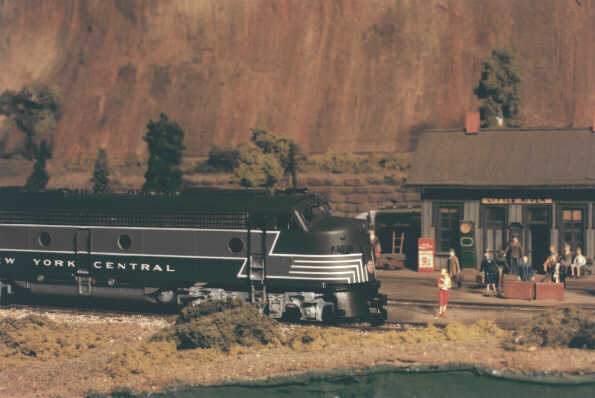 E-8 arriving at Little River Station.